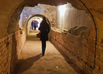 Seegebiet Mansfelder Land - Gang in der KZ Gedenkstätte Wansleben